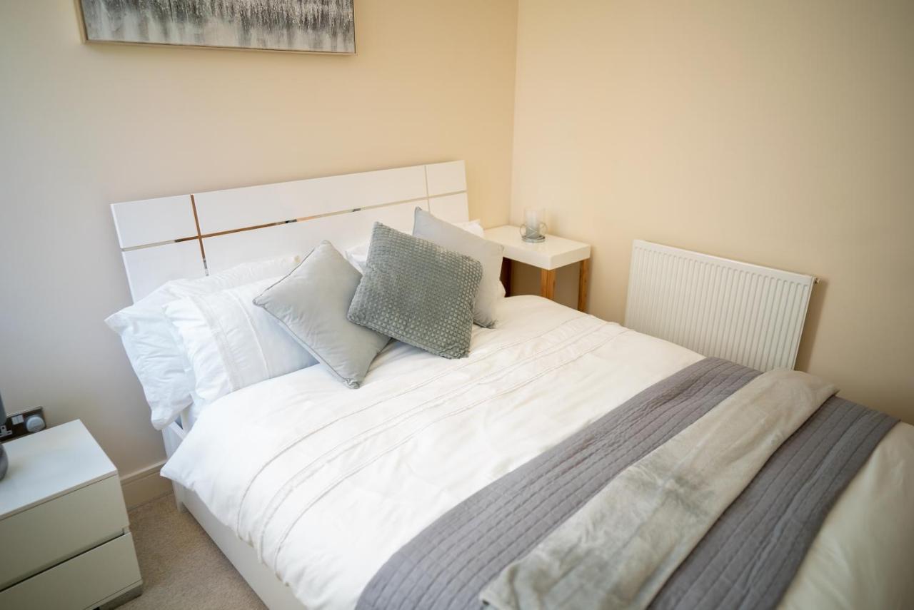 Comfy Spacious Apartment In Canary Wharf Лондон Экстерьер фото