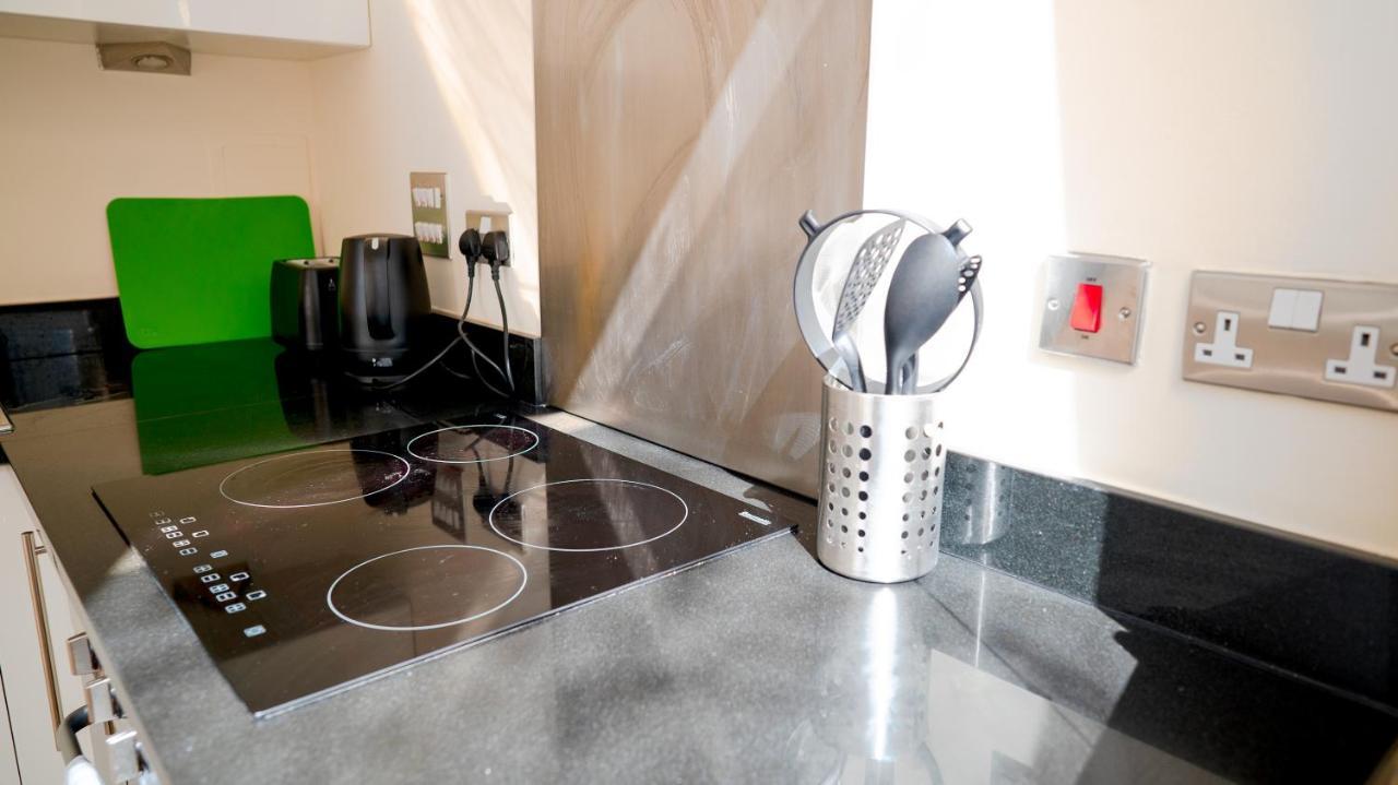 Comfy Spacious Apartment In Canary Wharf Лондон Экстерьер фото